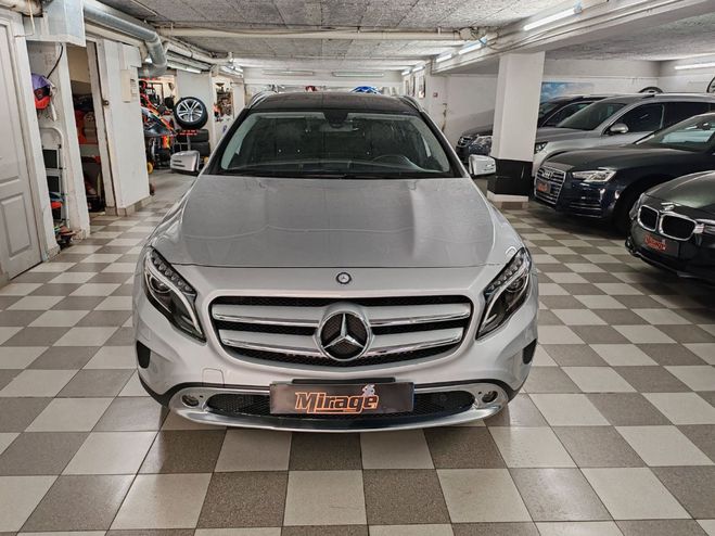 Mercedes Classe GLA 200 d 7-G DCT 4-Matic Enduro Gris de 2015