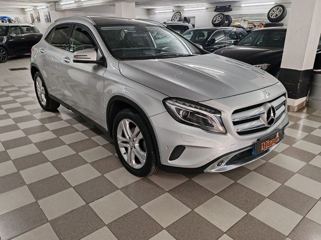 Mercedes Classe GLA 200 d 7-G DCT 4-Matic Enduro Gris de 2015