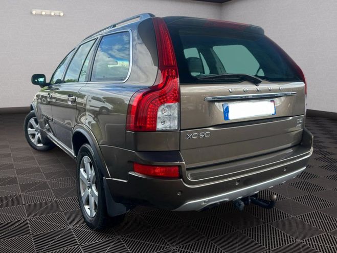 Volvo XC90 2.4 D5 200 SUMMUM GTRONIC 7 PLACES XENON Marron de 2014