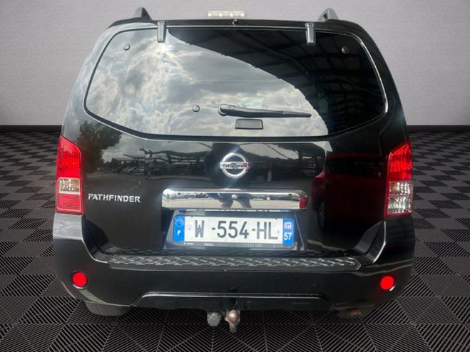 Nissan Pathfinder 3.0 V6 DCI 231 BVA LE 7 PLACES CUIR XENO Noir de 2011