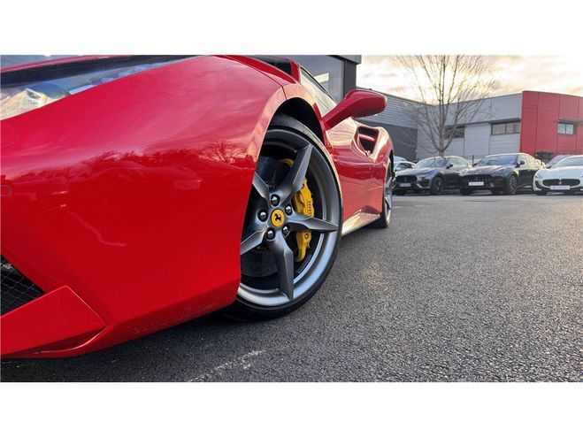 Ferrari 488 GTB 4.0 V8 670CH Rouge de 2016