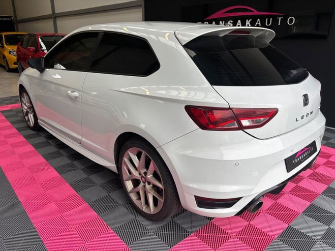 Seat Leon SC 2.0 TDI 150 Start/Stop FR PACK AERO Blanc de 2015
