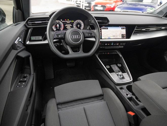 Audi A3 Sportback 30 TDI 116 S tronic 7 Design Gris Manhattan de 2023