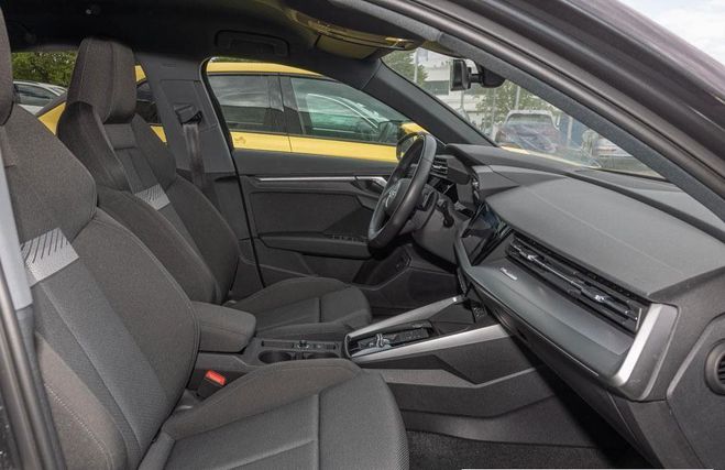 Audi A3 Sportback 40 TFSIe 204 S tronic 6 Design Gris Manhattan de 2021