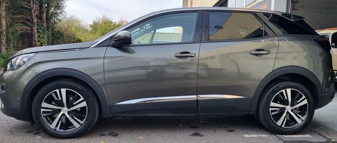 Peugeot 3008 1.6 hdi 120ch  Kaki de 2017