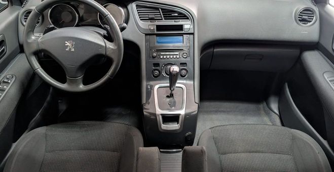 Peugeot 5008  BVA 1 Phase 2 1.6 HDi 115 Active  de 2013