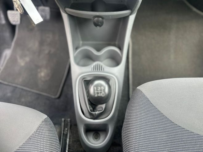 Peugeot 107 1.0e 12V 68ch BLUE LION Trendy CLIM Grise de 2008