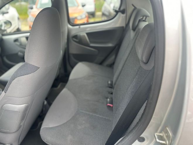 Peugeot 107 1.0e 12V 68ch BLUE LION Trendy CLIM Grise de 2008