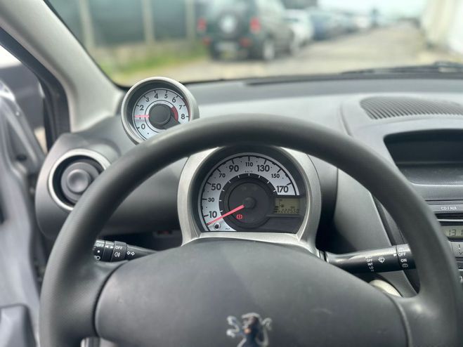 Peugeot 107 1.0e 12V 68ch BLUE LION Trendy CLIM Grise de 2008