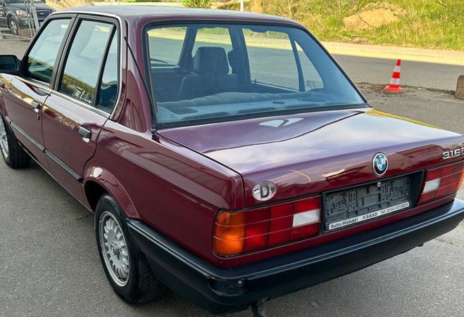 BMW Serie 3 316 TOIT OUVRANT Bordeaux de 1988