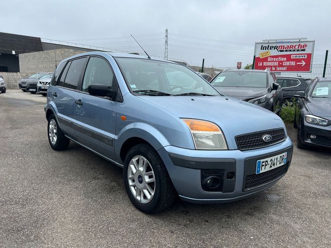 Ford Fusion 1400 SENSO BELLE Bleu clair de 2006