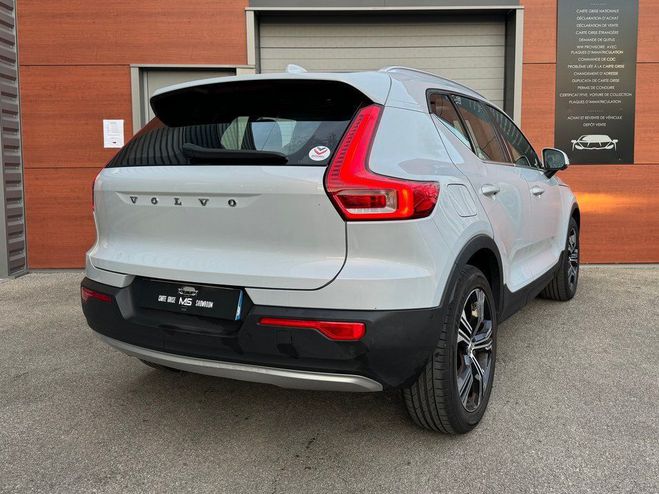 Volvo XC40 T5 Inscription Luxe DCT7 180 ch   82 11/ Gris Mtallis de 2020