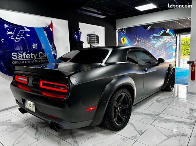 Dodge Challenger SXT V6 DMON  de 2016