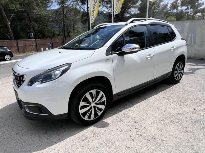 Peugeot 2008 1.2i PureTech 12V S&S - 110 - BV EAT6 -  BLANC de 2018