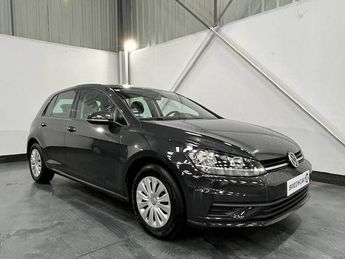  Voir détails -Volkswagen Golf VII 1.0 TSI 85ch Trendline 5p à Guipavas (29)