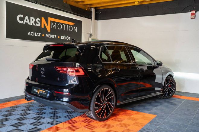 Volkswagen Golf VIII 2.0 TDI GTD 200ch DSG7 - Toit ouvra NOIR de 2024