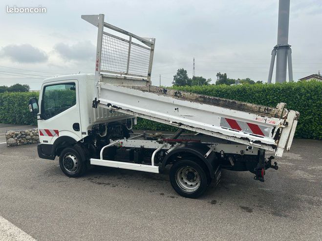 Nissan Cabstar 15490 ht nt400 benne basculante  de 2016