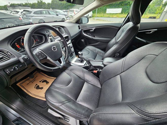 Volvo V40 D2 1.6 120ch Inscription GRIS de 2017