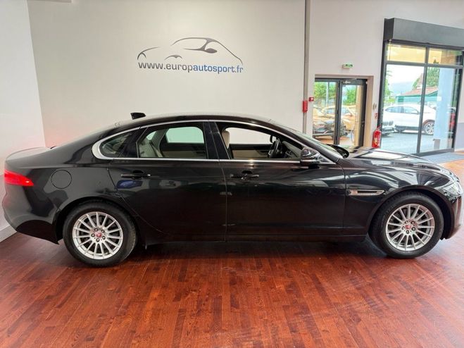 Jaguar XF 2.0D 180CH PRESTIGE AWD BVA Noir de 2018