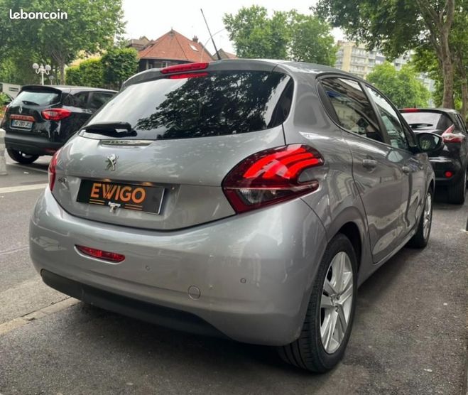 Peugeot 208 GENERATION-I 1.2 PURETECH 80 ACTIVE BUSI Gris de 2019