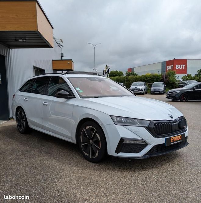Skoda Octavia Combi 2.0 TDI 200ch RS 4X4 DSG BVA Blanc de 2021