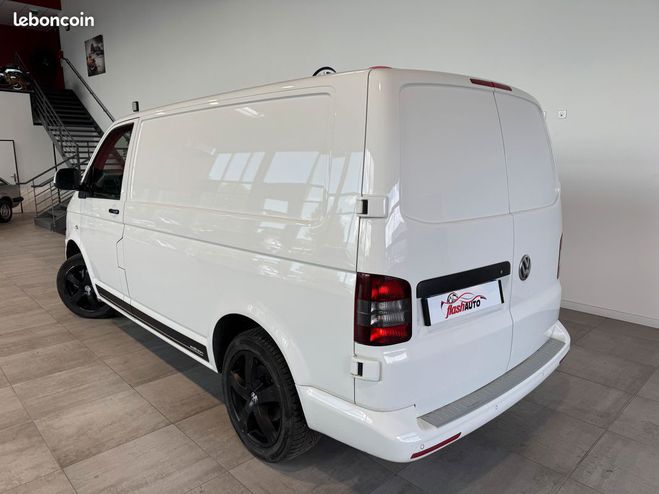 Volkswagen Transporter T5 PHASE 2 TDi DSG7 140cv EDITION-BVA-20 Blanc de 2015