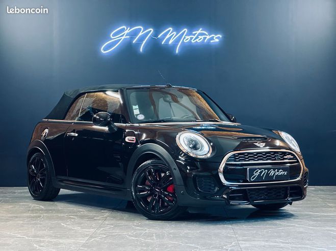 Mini Cooper cabriolet iii 2 jcw 231 bva8 garantie 12 Noir de 2017