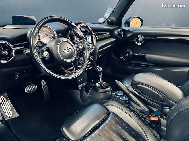 Mini Cooper cabriolet iii 2 jcw 231 bva8 garantie 12 Noir de 2017