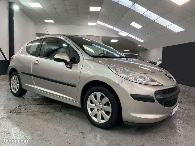 Peugeot 207 1.4i 75Ch  de 2007