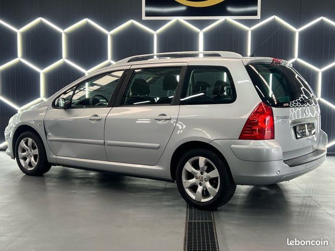 Peugeot 307 SW 1.6 110ch Gris de 2006