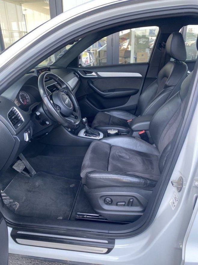 Audi Q3 2.0 TFSI 211CH AMBITION LUXE QUATTRO S T Blanc de 2011