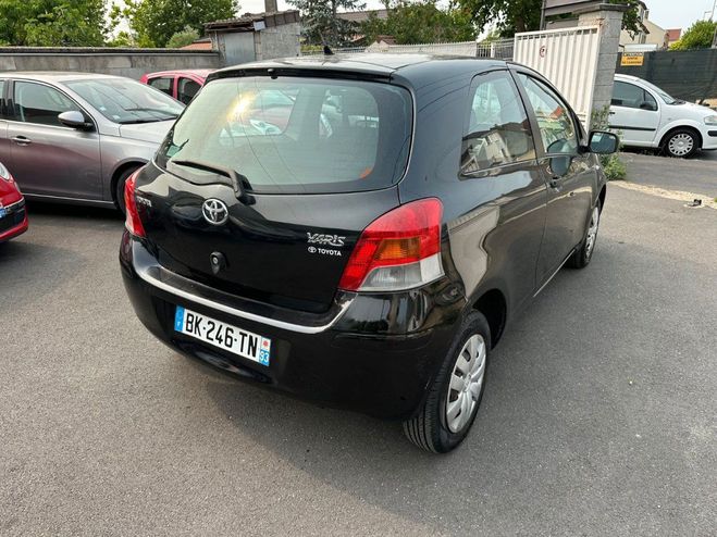 Toyota Yaris II 1.0 69 VVT-i Noir de 2009