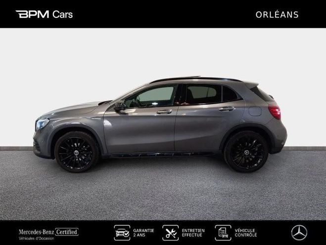 Mercedes Classe GLA 200 d 136ch Starlight Edition 7G-DCT Eur Gris Montagne de 2019