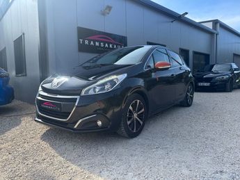  Voir détails -Peugeot 208 1.6 BlueHDi 100ch BVM5 Roland Garros+ To à Bagard (30)