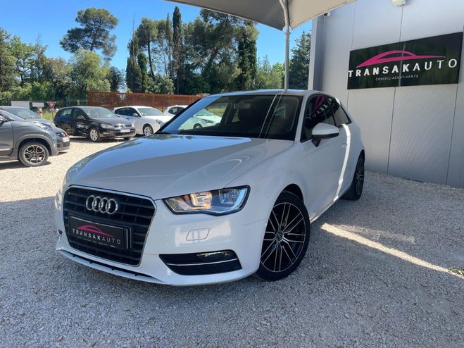 Audi A3 BUSINESS 2.0 TDI 150 Line / Siges Chauf Blanc de 2015