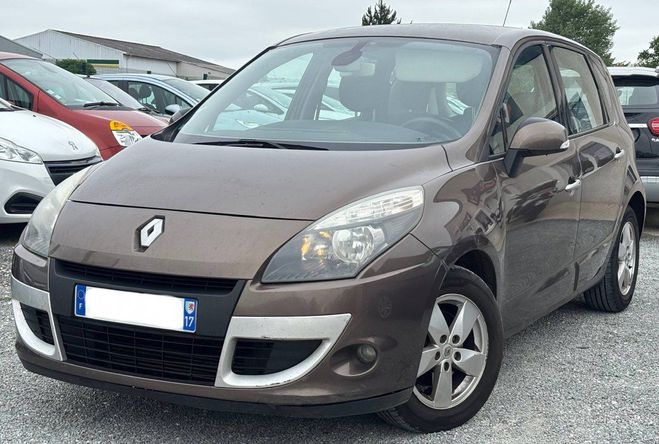 Renault Scenic III (J95) 1.5 dCi 110ch Business MARRON de 2009
