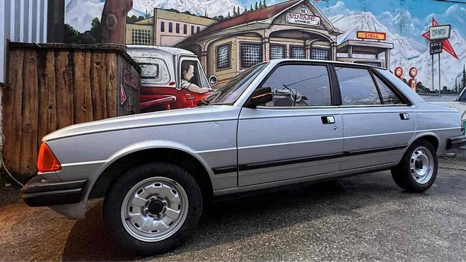 Peugeot 305 GT REPRISE POSSIBLE CYCLO 50 CC RACING M Gris Clair Mtallis de 1984