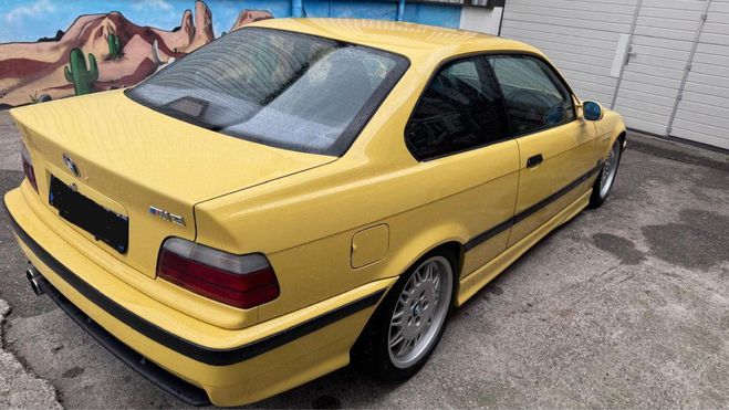 BMW M3 3.0 jaune dakar reprise possible Jaune Verni de 1995