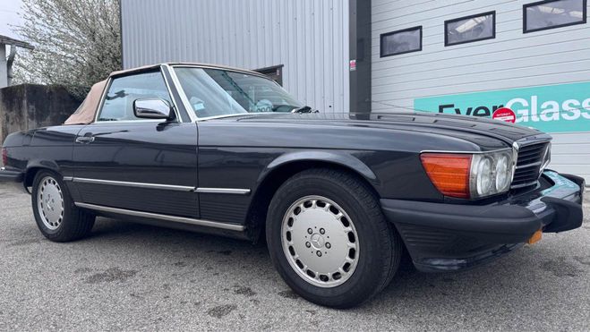 Mercedes Classe SL 560 V8 240 cv magnifique cabriolet 4 pla Noir Mtallis de 1986