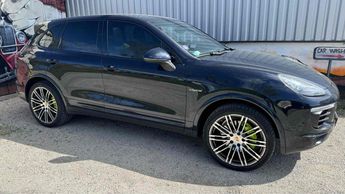  Voir détails -Porsche Cayenne 3.0 S E-Hybrid 2995cm3 416cv REPRISE POS à Chambéry (73)