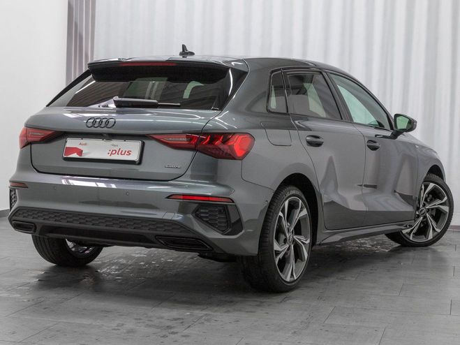 Audi A3 Sportback 40 TDI 200 S tronic 7 Quattro  Gris Daytona de 2022