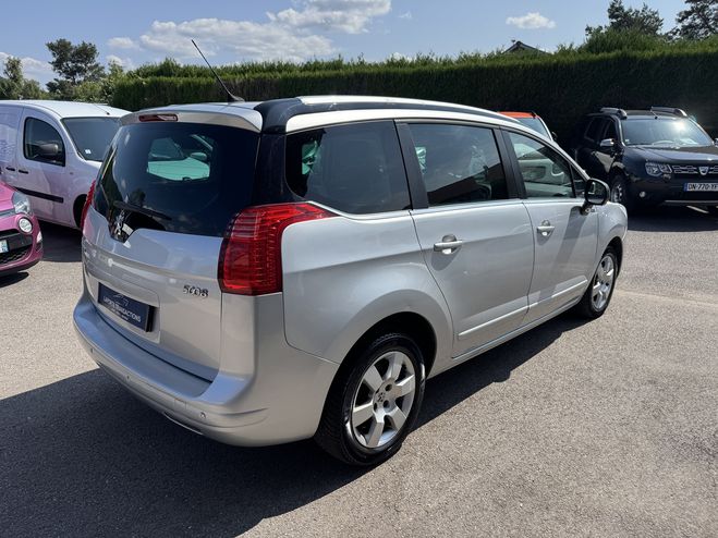 Peugeot 5008 2.0 HDI FAP ALLURE 7PL GRIS F de 2012