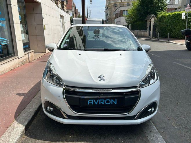 Peugeot 208 1.2 S&S ACTIVE BUSINESS 5P 5 places Dist Blanc Verni de 2019