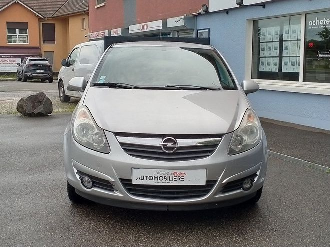 Opel Corsa COSMO 1.4 16V 3P Gris de 2008