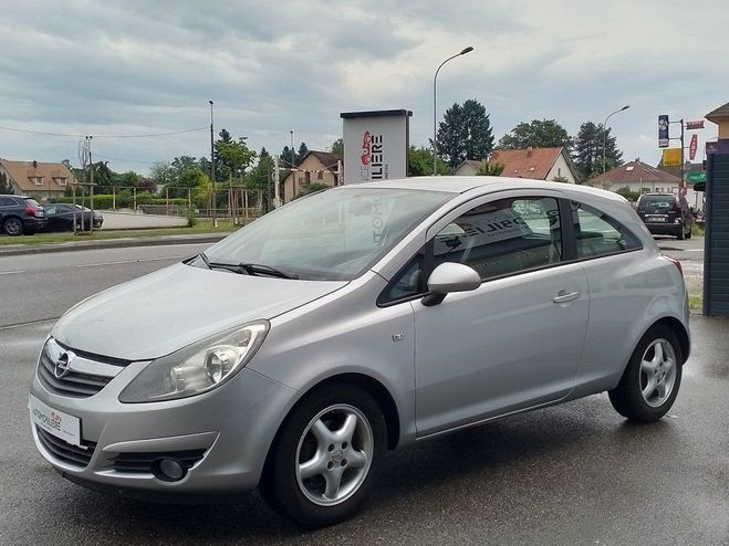 Opel Corsa COSMO 1.4 16V 3P Gris de 2008