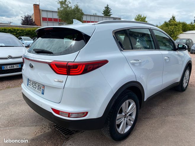 Kia Sportage 1.7 crdi 115ch isg active business 4x2 Blanc de 2017