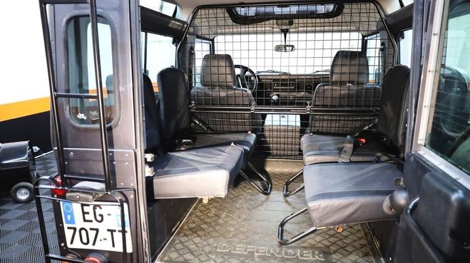Land rover Defender SW 90 2.5 TD TOMB RAIDER Gris F de 2001