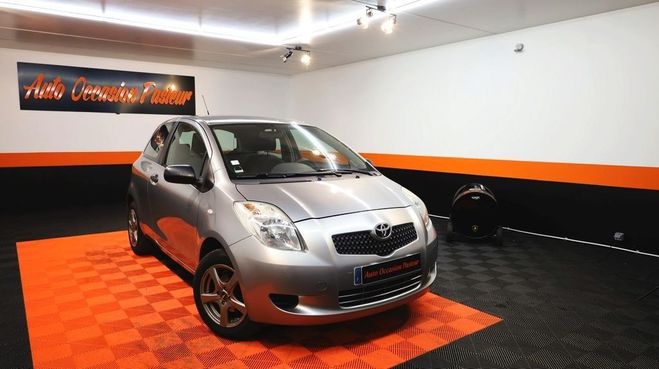 Toyota Yaris 69 VVT-I 3P Gris de 2008