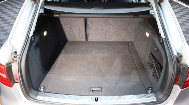 Audi A4 Avant 2.0 TDI 143CH DPF AMBITION LUXE MU Gris C de 2013