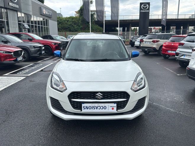 Suzuki Swift (6) 1.2 DUALJET HYBRID AVANTAGE Blanc de 2021